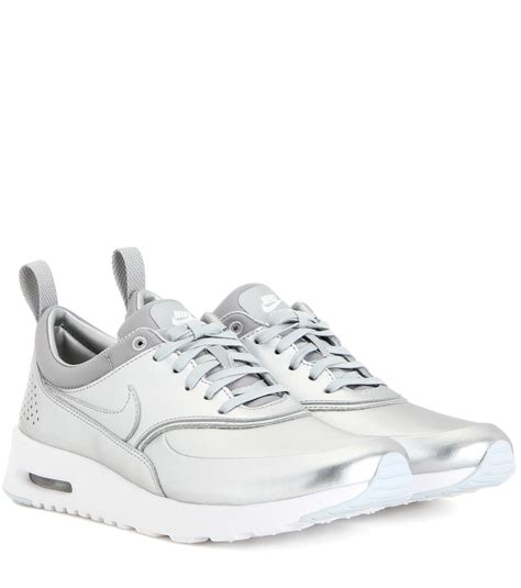 nike air max thea knit silber|Women's Nike Air Max Thea 'Metallic Silver'. Nike SNKRS.